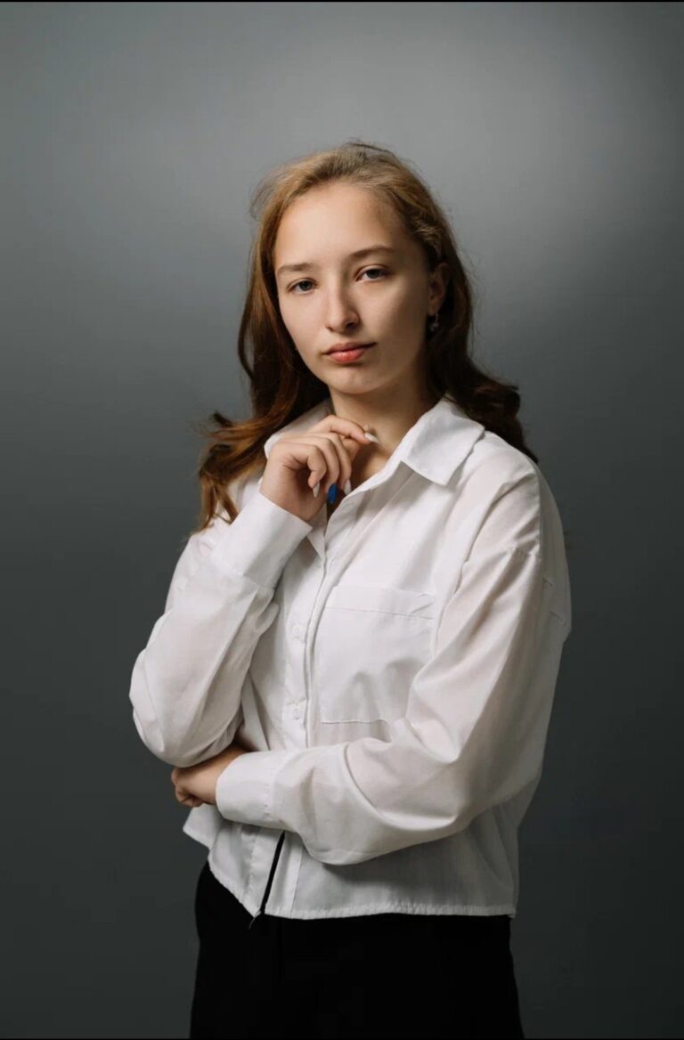 Поздравляем Шиманскую Веронику ученицу 11 “Б” класса и Ломако В.П., Яцевич А.С. учителей биологии с ДИПЛОМОМ III степени по итогам многопрофильной университетской олимпиады